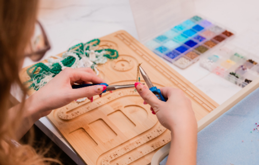 Macrame and jewelry projects at Craft-DIY Charleston