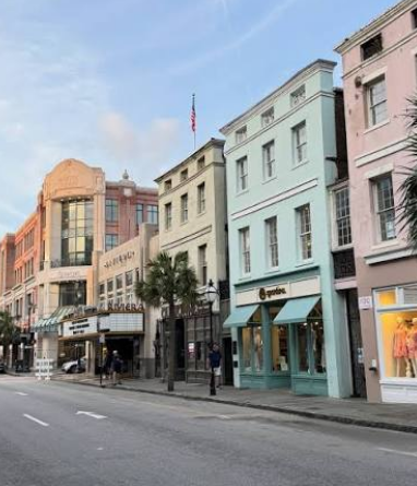 Boutiques and storefronts along King Street in downtown Charleston