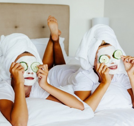 party charleston decorative photo of spa day